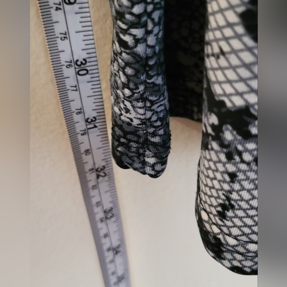 Plussize White Mark Couture Snake Print Pencil Skirt 3X - Picture 5 of 7